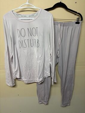 2/$30⚡️- PJ set | Women’s Rae Dunn PJ set size medium
